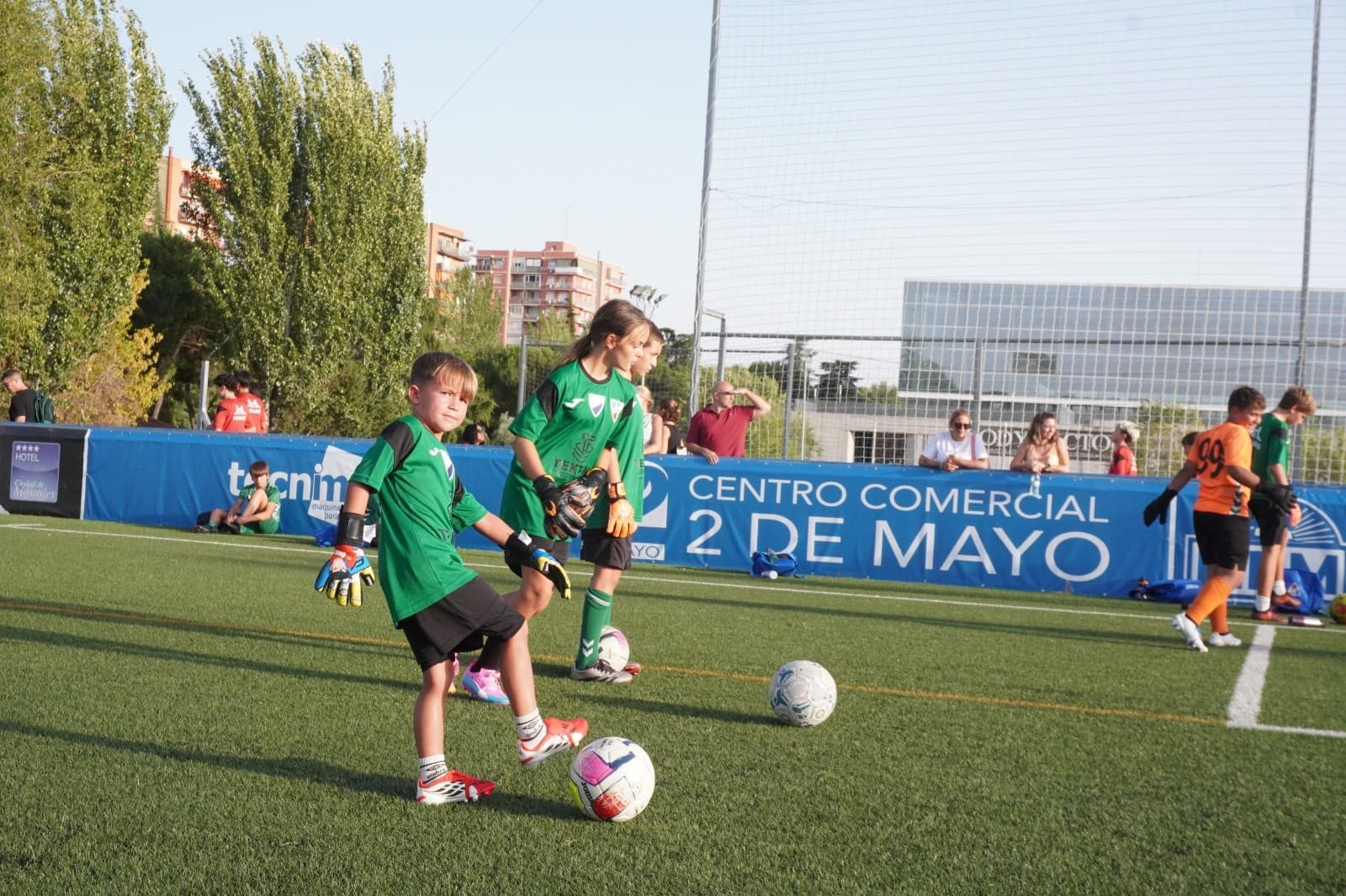 Arrancan los entrenamientos específicos de porteros para la cantera del C.D. Móstoles